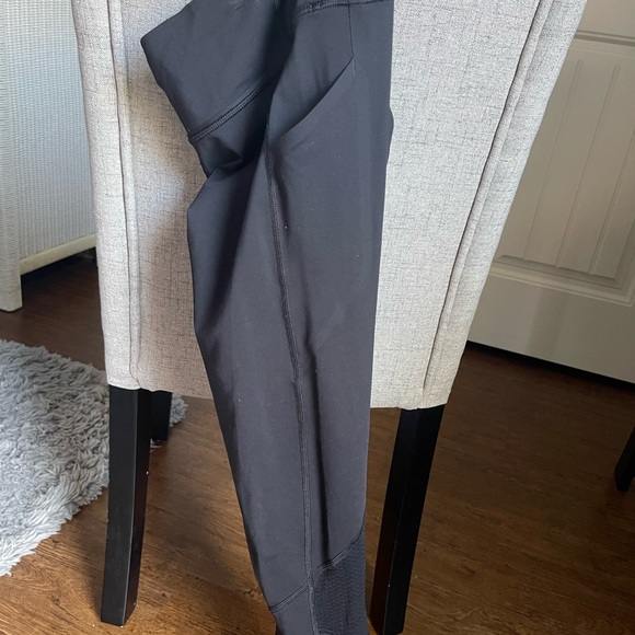 lululemon athetica High Rise Mesh Black Leggings - Picture 9 of 10